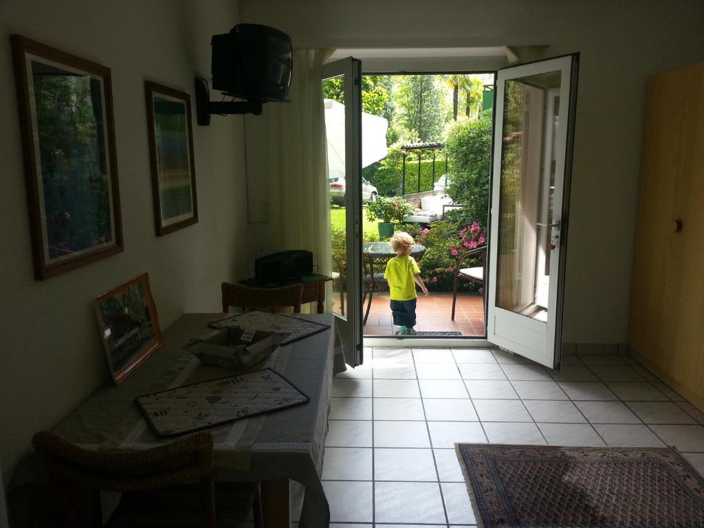 Casa Sandra ロカルノ 部屋 写真